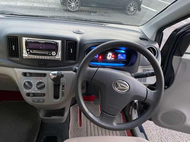 ミライース Ｘ　メモリアルエディション　衝突安全ボディ　パワステ　マニュアルエアコン　アイドリングストップシステム（11枚目）