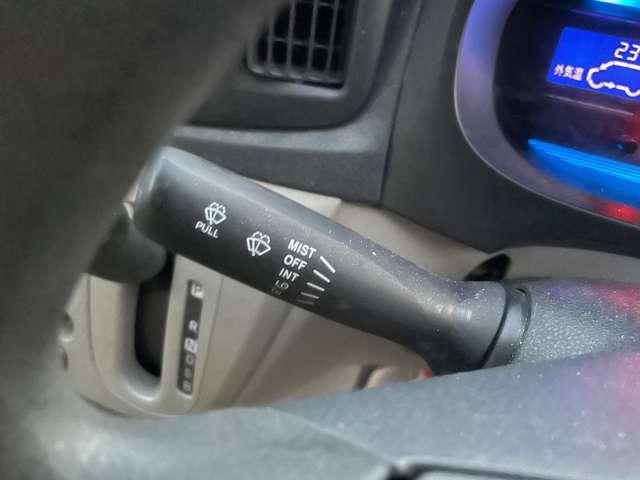 ミライース Ｘ　メモリアルエディション　衝突安全ボディ　パワステ　マニュアルエアコン　アイドリングストップシステム（13枚目）