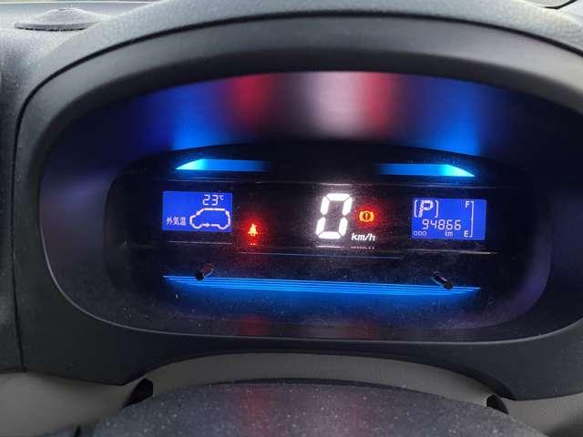 ミライース Ｘ　メモリアルエディション　衝突安全ボディ　パワステ　マニュアルエアコン　アイドリングストップシステム（14枚目）