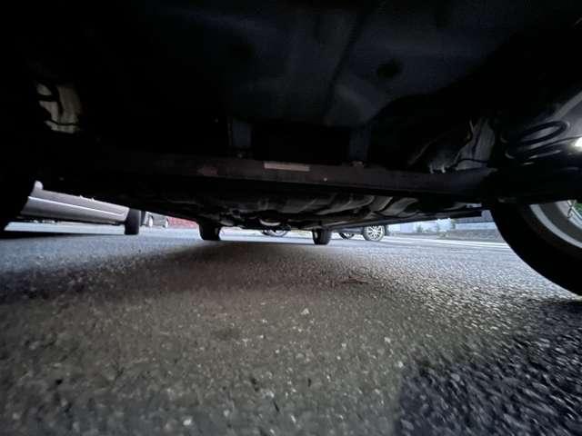 ミライース Ｘ　メモリアルエディション　衝突安全ボディ　パワステ　マニュアルエアコン　アイドリングストップシステム（24枚目）