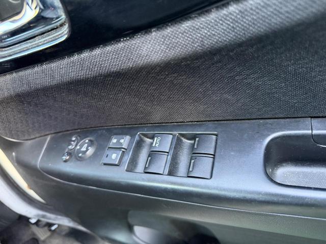 Ｎ－ＢＯＸカスタム Ｇ・ターボパッケージ　カーナビ　バックカメラ　オートライト　クルーズコントロール　両側電動スライドドア（8枚目）