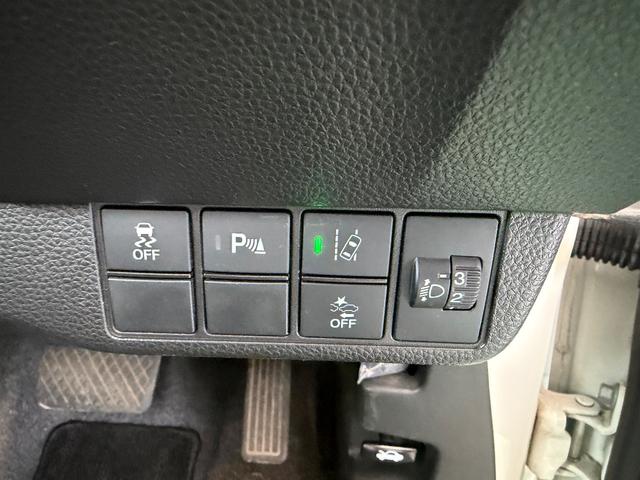 �u�r�`�i�����ׂ�}���j�X�C�b�`�@�p�[�L���O�Z���T�[�X�C�b�`�@�H�O��E�}���X�C�b�`�@�b�l�a�r�i�Փˌy���u���[�L�j�X�C�b�`�@�w�b�h���C�g���x�����O�_�C����