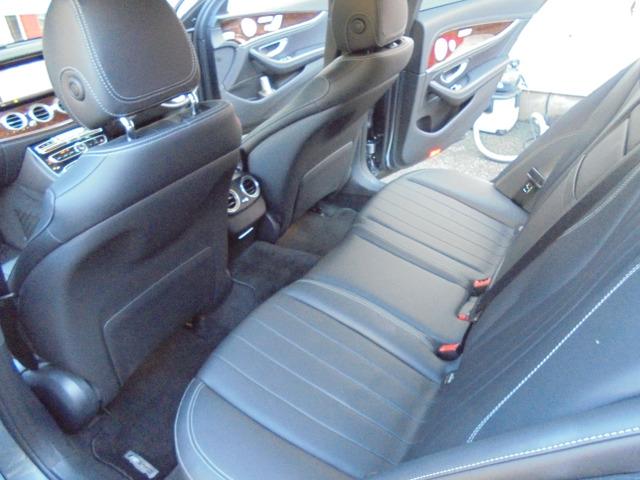 Eクラスステーションワゴン E400 4マチックステーションワゴンエクスクルシブ(17枚目)