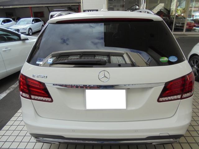Ｅクラスステーションワゴン Ｅ２５０　ステーションワゴン　アバンギャルド（2枚目）
