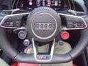 ベースグレード　Ｖ１０　５．２　ＦＳＩ　クワトロ　４ＷＤ　２０１７年モデル　Ｃａｐｒｉｓｔｏエキゾースト　レッドレザー（25枚目）