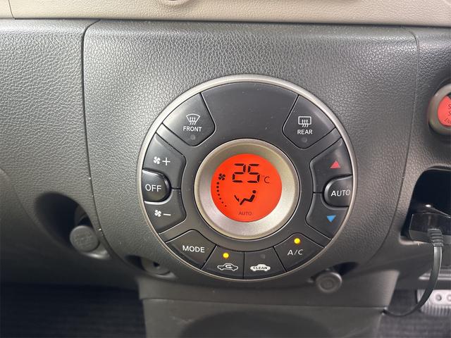キューブ １５Ｘ　Ｖセレクション　ＥＴＣ　ＴＶ　スマートキー　ＣＶＴ　ＣＤ　ＤＶＤ再生　ＵＳＢ　ミュージックプレイヤー接続可　盗難防止システム　衝突安全ボディ　ＡＢＳ　エアコン　パワーステアリング　パワーウィンドウ　運転席エアバッグ（10枚目）