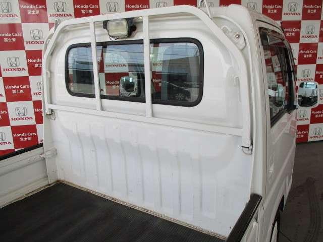 タウン エアコン パワーウインドウ キーレス CDコンポ 運転性助手席エアバッグ 荷台ランプ 当社下取りワンオーナー 禁煙車(6枚目)