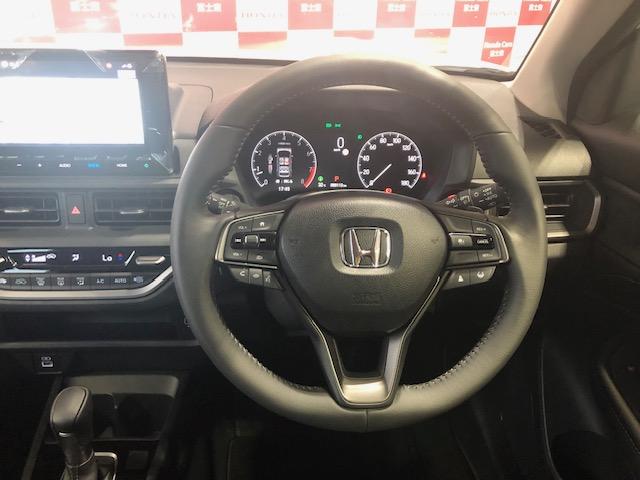 ＷＲ－Ｖ Ｚ＋　元試乗車ナビＢカメラフルセグＢｌｕｅｔｏｏｔｈ接続ＵＳＢ接続追突軽減ブレーキサイドカーテンエアバッグルーフレールＬＥＤヘッドライトフォグランプスマートキーオートエアコンホンダコネクト対応禁煙車（12枚目）