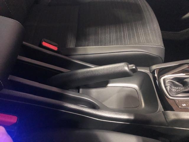ＷＲ－Ｖ Ｚ＋　元試乗車ナビＢカメラフルセグＢｌｕｅｔｏｏｔｈ接続ＵＳＢ接続追突軽減ブレーキサイドカーテンエアバッグルーフレールＬＥＤヘッドライトフォグランプスマートキーオートエアコンホンダコネクト対応禁煙車（17枚目）