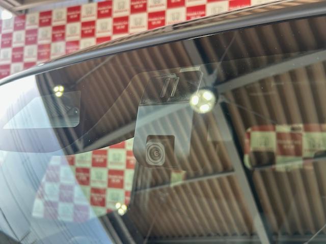 Ｎ－ＢＯＸカスタム ベースグレード　ナビＢカメラＥＴＣ両側電動スライドドアフルセグＤＶＤ再生Ｂｌｕｅｔｏｏｔｈ接続ＵＳＢ接続追突軽減ブレーキ電子パーキングオートブレーキホールドＬＥＤヘッドライトスマートキーシートヒーター禁煙車（5枚目）
