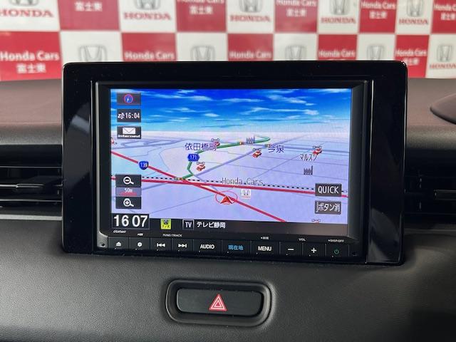 ヴェゼル ｅ：ＨＥＶＺ　ナビＢカメラＥＴＣ前後ドライブレコーダーパワーテールゲートブラインドスポットインフォメーションＬＥＤヘッドライト電子パーキングブレーキホールフルセグＢｌｕｅｔｏｏｔｈ接続ＵＳＢ接続禁煙車ワンオーナー（2枚目）
