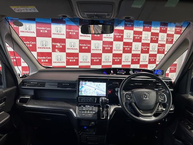 ステップワゴンスパーダ スパーダ・クールスピリットホンダセンシング　無限エアロナビ全周囲カメラリア席モニターＥＴＣフルセグＤＶＤ再生Ｂｌｕｅｔｏｏｔｈ接続ＵＳＢ接続ＬＥＤヘッドライト追突軽減ブレーキ両側電動スライドドアＬＥＤヘッドライトフォグランプスマートキー禁煙車（16枚目）