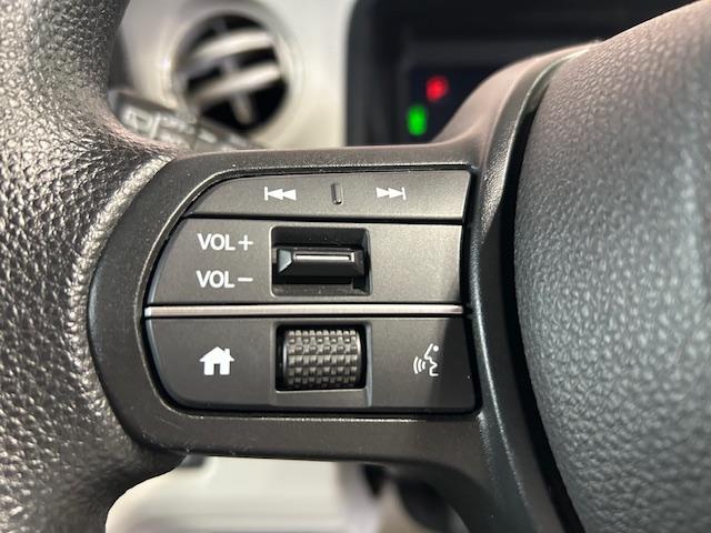 Ｎ－ＢＯＸ ベースグレード　ワンオーナー禁煙車ナビＢカメラＥＴＣ３カメラドラレコフルセグＤＶＤ再生Ｂｌｕｅｔｏｏｔｈ接続ＵＳＢ接続ＬＥＤヘッドライト追突軽減ブレーキオートブレーキホールドスマートキー２個両側電動スライドドア（20枚目）
