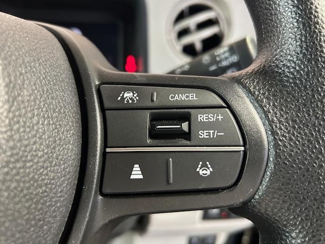 Ｎ－ＢＯＸ ベースグレード　ワンオーナー禁煙車ナビＢカメラＥＴＣ３カメラドラレコフルセグＤＶＤ再生Ｂｌｕｅｔｏｏｔｈ接続ＵＳＢ接続ＬＥＤヘッドライト追突軽減ブレーキオートブレーキホールドスマートキー２個両側電動スライドドア（21枚目）