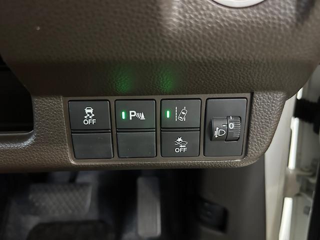 Ｎ－ＷＧＮ Ｌホンダセンシング　ナビＢカメラＥＴＣＢｌｕｅｔｏｏｔｈ接続ＵＳＢ接続追突軽減ブレーキアダクティブクルーズコントロールステアリングリモコンスマートキー電子パーキングオートブレーキホールドワンオーナー禁煙車（14枚目）