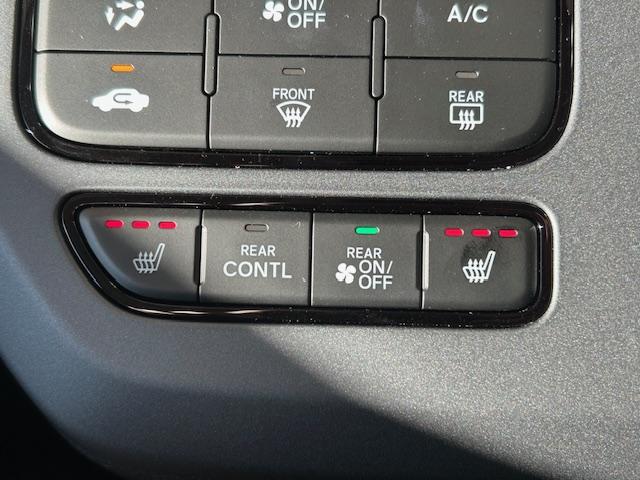 フリード エアーEX 元試乗車ナビBカメラフルセグBluetooth接続USB接続追突軽減ブレーキ電子パーキングオートブレーキホールドブラインドスポットインフォメーションLEDヘッドライト両側電動スライドドアスマートキー(7枚目)