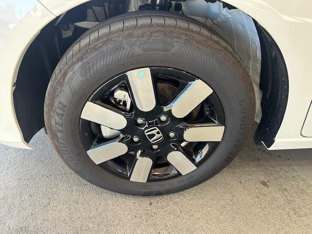 フリード エアーEX 元試乗車ナビBカメラフルセグBluetooth接続USB接続追突軽減ブレーキ電子パーキングオートブレーキホールドブラインドスポットインフォメーションLEDヘッドライト両側電動スライドドアスマートキー(32枚目)