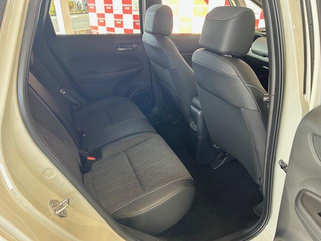 フィット ホーム　当社元レンタカーナビＢカメラＥＴＣフルセグＢｌｕｅｔｏｏｔｈ接続ＵＳＢ接続追突軽減ブレーキ電子パーキングオートブレーキホールドサイドカーテンエアバッグＬＥＤヘッドライトスマートキー２個禁煙車（23枚目）