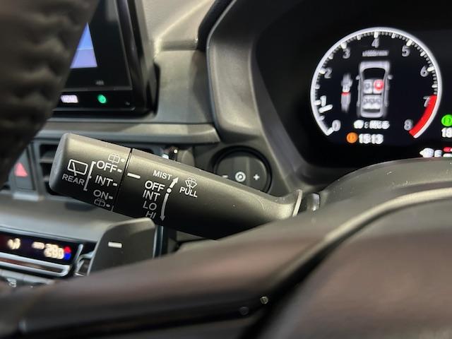 ＷＲ－Ｖ Ｚブラックスタイル　元試乗車ナビＢカメラフルセグＢｌｕｅｔｏｏｔｈ接続ＵＳＢ接続追突軽減ブレーキサイドカーテンエアバッグパドルシフトＬＥＤヘッドライトフォグランプスマートキー２個アダクティブクルーズコントロール禁煙車（14枚目）