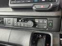 ベースグレード　ナビＢカメラＥＴＣ両側電動スライドドアフルセグＤＶＤ再生Ｂｌｕｅｔｏｏｔｈ接続ＵＳＢ接続追突軽減ブレーキ電子パーキングオートブレーキホールドＬＥＤヘッドライトスマートキーシートヒーター禁煙車（9枚目）