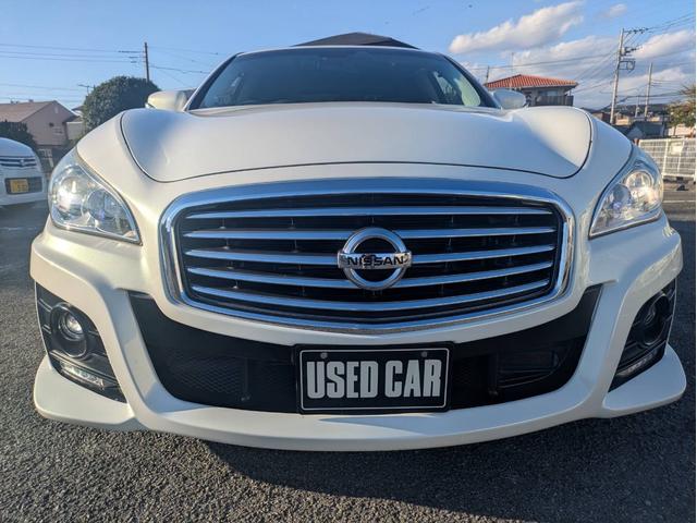 シーマ ハイブリッド　ＶＩＰ　Ｇ　サンルーフ　黒本革パワーシート　シートベンチレーション　メーカーナビ　ＴＶ　Ｂカメラ　ＥＴＣ　セキュリティ　ＢＯＳＥサラウンドシステム（8枚目）