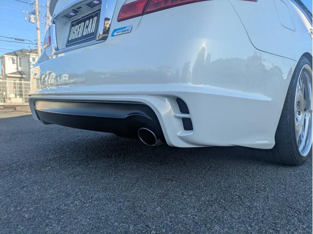 シーマ ハイブリッド　ＶＩＰ　Ｇ　サンルーフ　黒本革パワーシート　シートベンチレーション　メーカーナビ　ＴＶ　Ｂカメラ　ＥＴＣ　セキュリティ　ＢＯＳＥサラウンドシステム（13枚目）