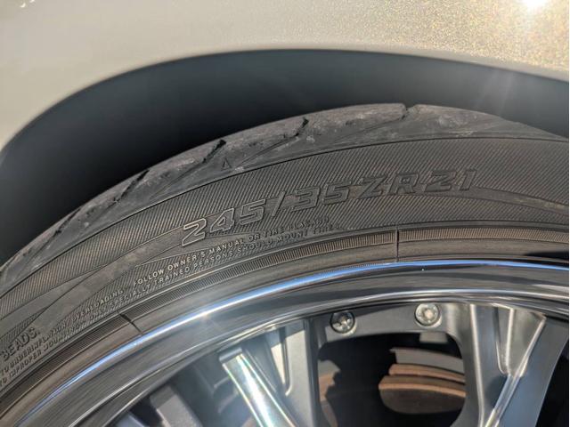 シーマ ハイブリッド　ＶＩＰ　Ｇ　サンルーフ　黒本革パワーシート　シートベンチレーション　メーカーナビ　ＴＶ　Ｂカメラ　ＥＴＣ　セキュリティ　ＢＯＳＥサラウンドシステム（20枚目）