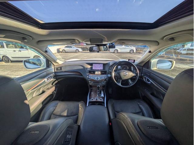 シーマ ハイブリッド　ＶＩＰ　Ｇ　サンルーフ　黒本革パワーシート　シートベンチレーション　メーカーナビ　ＴＶ　Ｂカメラ　ＥＴＣ　セキュリティ　ＢＯＳＥサラウンドシステム（22枚目）