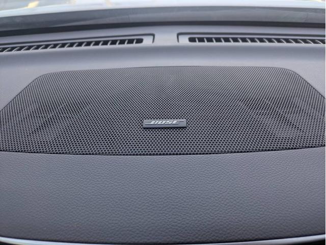 シーマ ハイブリッド　ＶＩＰ　Ｇ　サンルーフ　黒本革パワーシート　シートベンチレーション　メーカーナビ　ＴＶ　Ｂカメラ　ＥＴＣ　セキュリティ　ＢＯＳＥサラウンドシステム（25枚目）