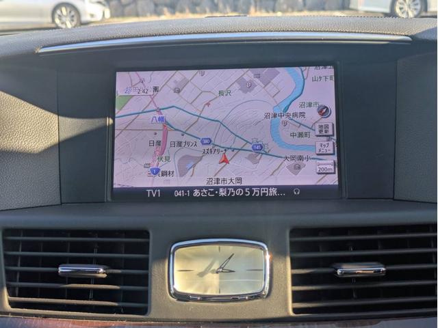 シーマ ハイブリッド　ＶＩＰ　Ｇ　サンルーフ　黒本革パワーシート　シートベンチレーション　メーカーナビ　ＴＶ　Ｂカメラ　ＥＴＣ　セキュリティ　ＢＯＳＥサラウンドシステム（28枚目）