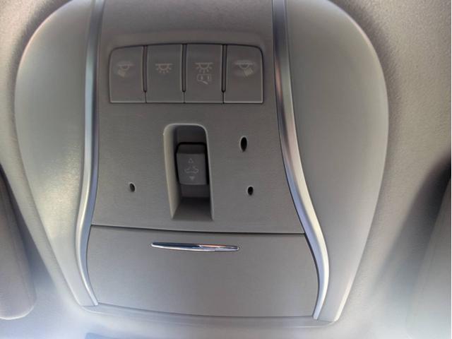 シーマ ハイブリッド　ＶＩＰ　Ｇ　サンルーフ　黒本革パワーシート　シートベンチレーション　メーカーナビ　ＴＶ　Ｂカメラ　ＥＴＣ　セキュリティ　ＢＯＳＥサラウンドシステム（40枚目）