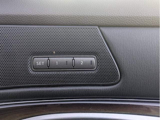 シーマ ハイブリッド　ＶＩＰ　Ｇ　サンルーフ　黒本革パワーシート　シートベンチレーション　メーカーナビ　ＴＶ　Ｂカメラ　ＥＴＣ　セキュリティ　ＢＯＳＥサラウンドシステム（46枚目）