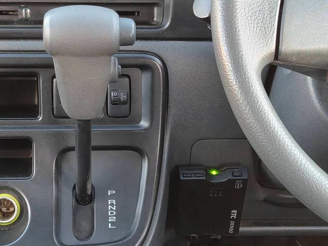 ハイゼットカーゴ クルーズターボ　ハイルーフ　両側スライドドア　電動格納ドアミラー　ヘッドライトレベライザー（24枚目）