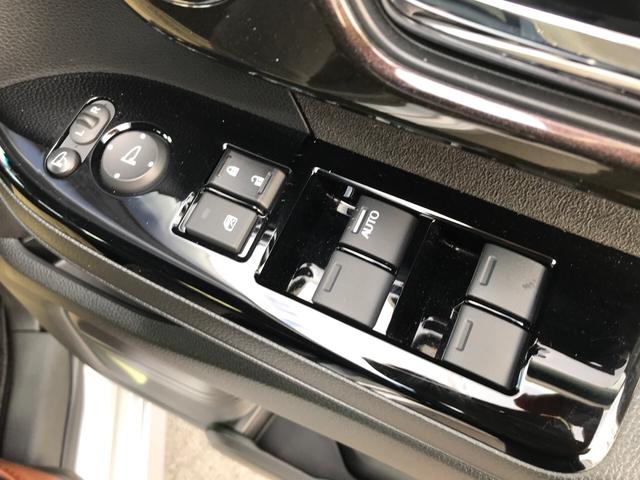 G・EXターボホンダセンシング 4WD パナソニックナビ ETC 助手席スライドシート 両側電動スライドドア バックカメラ 社外ドラレコ シートヒーター(28枚目)
