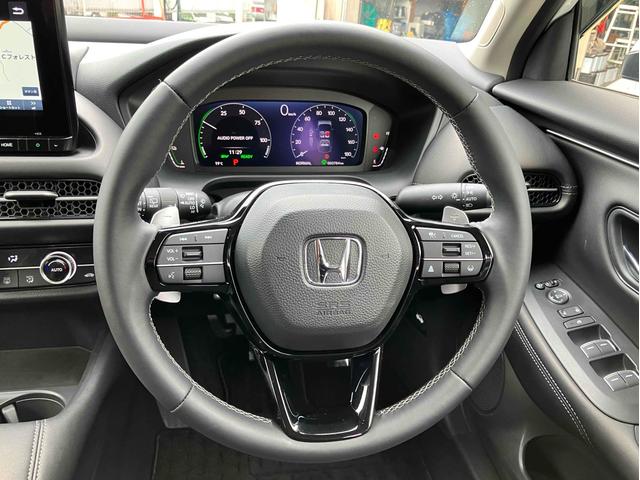 ＺＲ－Ｖ ｅ：ＨＥＶ　Ｘ　ＢＳＩ・後退出庫サポートレス　バックカメラ　オートクルーズコントロール　ナビ　オートライト　ＬＥＤヘッドライト　電動リアゲート　アルミホイール　スマートキー　電動格納ミラー　ＣＶＴ　ＣＤ　ＤＶＤ再生　ＵＳＢ　Ｂｌｕｅｔｏｏｔｈ（14枚目）