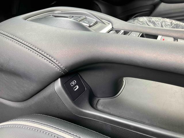 ＺＲ－Ｖ ｅ：ＨＥＶ　Ｘ　ＢＳＩ・後退出庫サポートレス　バックカメラ　オートクルーズコントロール　ナビ　オートライト　ＬＥＤヘッドライト　電動リアゲート　アルミホイール　スマートキー　電動格納ミラー　ＣＶＴ　ＣＤ　ＤＶＤ再生　ＵＳＢ　Ｂｌｕｅｔｏｏｔｈ（63枚目）