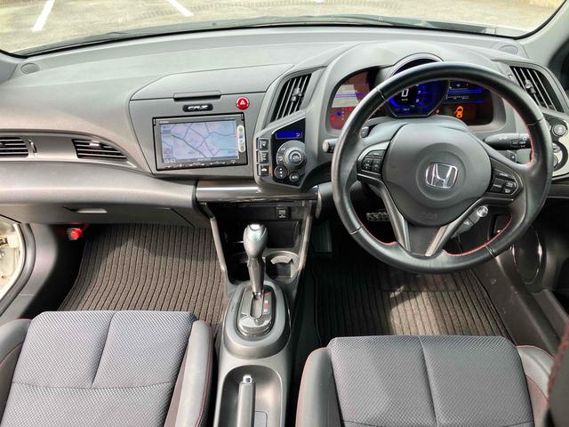 ＣＲ－Ｚ αマスターレーベル　【県外販売不可】ＥＴＣ　バックカメラ　ナビ　ＴＶ　オートクルーズコントロール　ＣＶＴ　パドルシフト　ＨＩＤ　スマートキー　電動格納ミラー　アルミホイール　ＥＳＣ　ＣＤ　ＤＶＤ再生　ＵＳＢ（2枚目）
