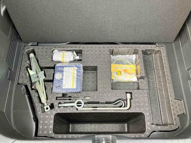 ＣＲ－Ｚ αマスターレーベル　【県外販売不可】ＥＴＣ　バックカメラ　ナビ　ＴＶ　オートクルーズコントロール　ＣＶＴ　パドルシフト　ＨＩＤ　スマートキー　電動格納ミラー　アルミホイール　ＥＳＣ　ＣＤ　ＤＶＤ再生　ＵＳＢ（52枚目）