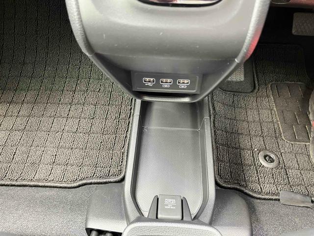 Ｎ－ＯＮＥ プレミアム　バックカメラ　ナビ　クリアランスソナー　オートクルーズコントロール　レーンアシスト　衝突被害軽減システム　オートライト　スマートキー　アイドリングストップ　電動格納ミラー　シートヒーター（27枚目）