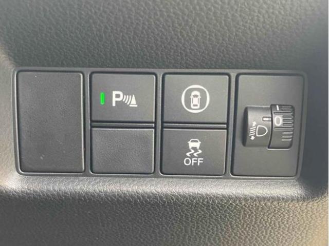 フィット ｅ：ＨＥＶホーム　ドライブレコーダー　ＥＴＣ　バックカメラ　ナビ　ＴＶ　クリアランスソナー　オートクルーズコントロール　レーンアシスト　衝突被害軽減システム　オートライト　ＬＥＤヘッドランプ　スマートキー（20枚目）