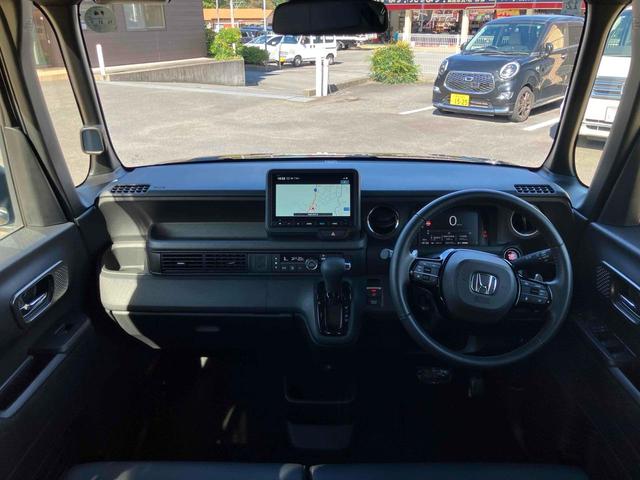 N-BOXカスタム ターボ ナビ TV バックカメラ 両側電動スライドドア クリアランスソナー オートライト スマートキー アイドリングストップ 電動格納ミラー シートヒーター ベンチシート CVT ESC USB(2枚目)