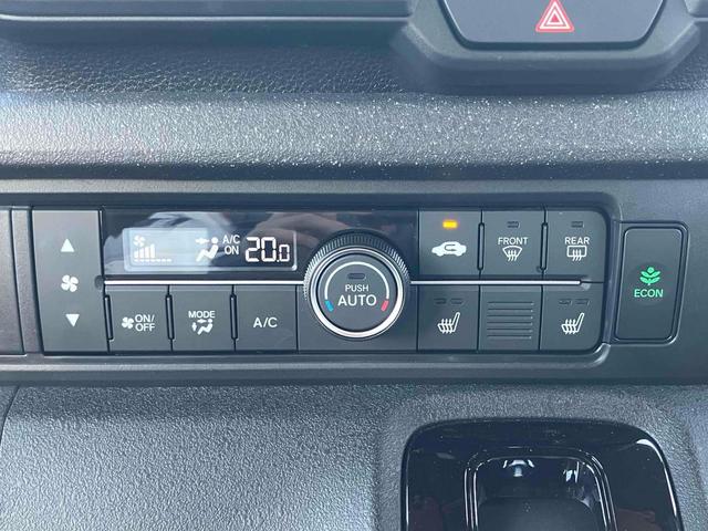 N-BOXカスタム ターボ ナビ TV バックカメラ 両側電動スライドドア クリアランスソナー オートライト スマートキー アイドリングストップ 電動格納ミラー シートヒーター ベンチシート CVT ESC USB(33枚目)