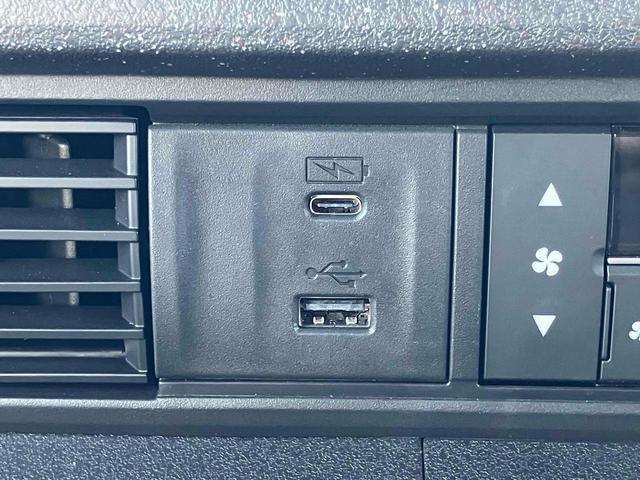 N-BOXカスタム ターボ ナビ TV バックカメラ 両側電動スライドドア クリアランスソナー オートライト スマートキー アイドリングストップ 電動格納ミラー シートヒーター ベンチシート CVT ESC USB(34枚目)