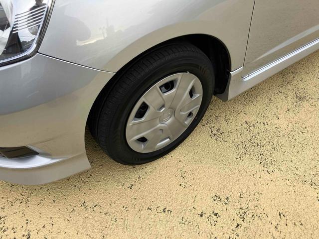 フィットシャトルハイブリッド ハイブリッド・スマートセレクション ハイブリッド ETC バックカメラ ナビ オートクルーズコントロール オートライト HID スマートキー アイドリングストップ 電動格納ミラー CVT 盗難防止システム(12枚目)