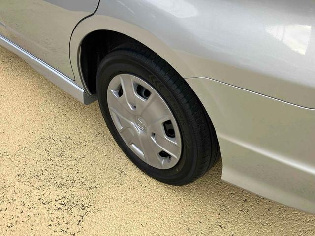 フィットシャトルハイブリッド ハイブリッド・スマートセレクション ハイブリッド ETC バックカメラ ナビ オートクルーズコントロール オートライト HID スマートキー アイドリングストップ 電動格納ミラー CVT 盗難防止システム(15枚目)