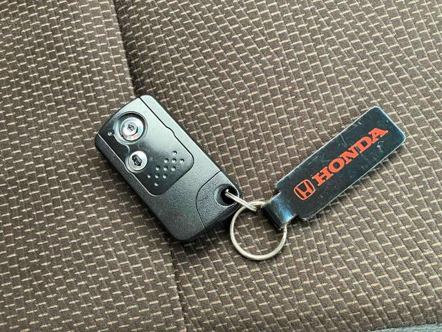 フィットシャトルハイブリッド ハイブリッド・スマートセレクション ハイブリッド ETC バックカメラ ナビ オートクルーズコントロール オートライト HID スマートキー アイドリングストップ 電動格納ミラー CVT 盗難防止システム(42枚目)