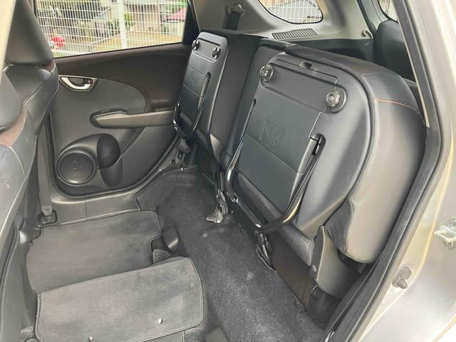 フィットシャトルハイブリッド ハイブリッド・スマートセレクション ハイブリッド ETC バックカメラ ナビ オートクルーズコントロール オートライト HID スマートキー アイドリングストップ 電動格納ミラー CVT 盗難防止システム(59枚目)