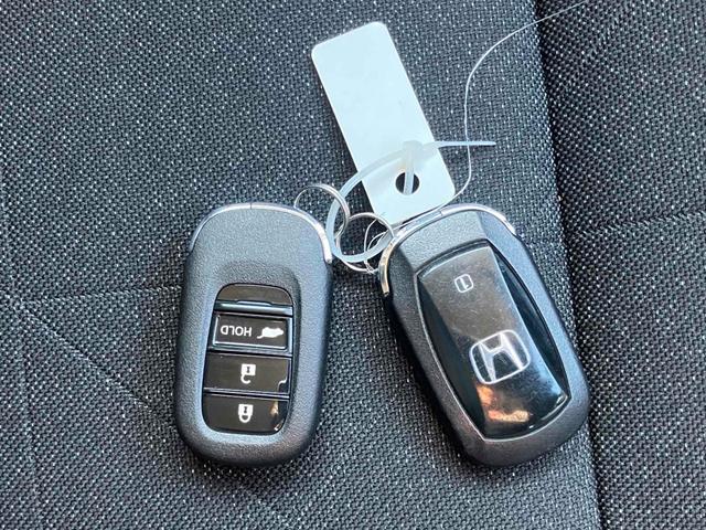 ヴェゼル ｅ：ＨＥＶ　Ｚ　ドライブレコーダー　ＥＴＣ２．０　バックカメラ　パワーテールゲート　オートクルーズコントロール　レーンアシスト　衝突被害軽減システム　ナビ　ＴＶ　シートヒーター　ＬＥＤヘッドランプ　アルミホイール（52枚目）