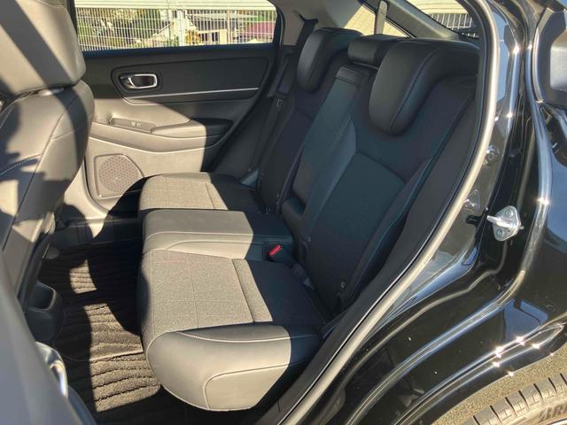 ヴェゼル ｅ：ＨＥＶ　Ｚ　ドライブレコーダー　ＥＴＣ２．０　バックカメラ　パワーテールゲート　オートクルーズコントロール　レーンアシスト　衝突被害軽減システム　ナビ　ＴＶ　シートヒーター　ＬＥＤヘッドランプ　アルミホイール（55枚目）