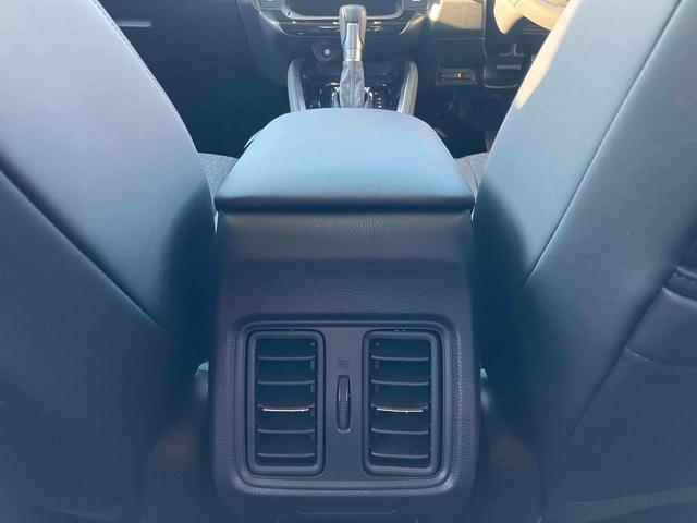 ヴェゼル ｅ：ＨＥＶ　Ｚ　ドライブレコーダー　ＥＴＣ２．０　バックカメラ　パワーテールゲート　オートクルーズコントロール　レーンアシスト　衝突被害軽減システム　ナビ　ＴＶ　シートヒーター　ＬＥＤヘッドランプ　アルミホイール（61枚目）